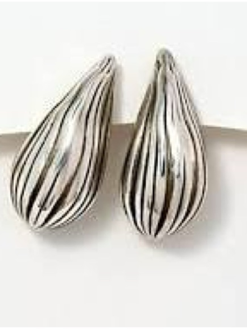 New Or Paz sterling silver earrings 1 1/4” x 3/4” - Picture 4 of 6